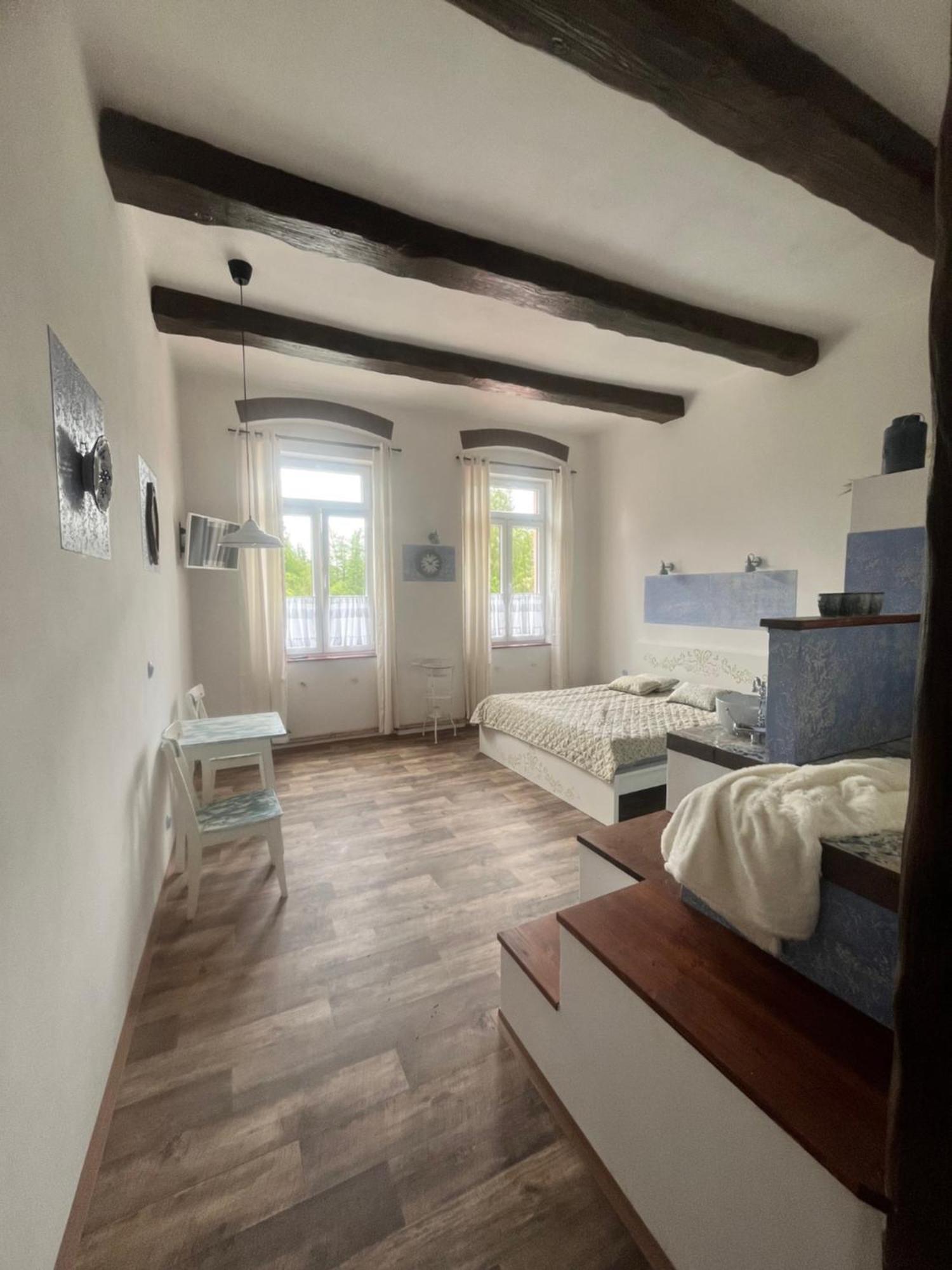Apartmany V Podzamci V Blizkosti Zamku Blatna Blatná Exterior foto